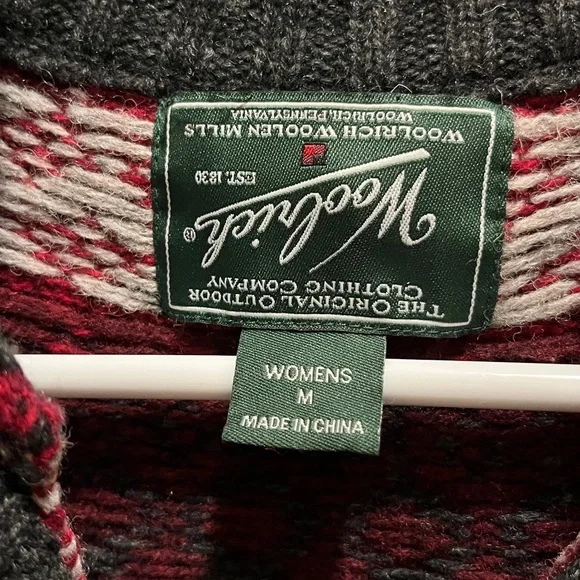 Woolrich Black and deep Red Fair Isle Med Cardigan with Sheep Design EX guc - Picture 8 of 11